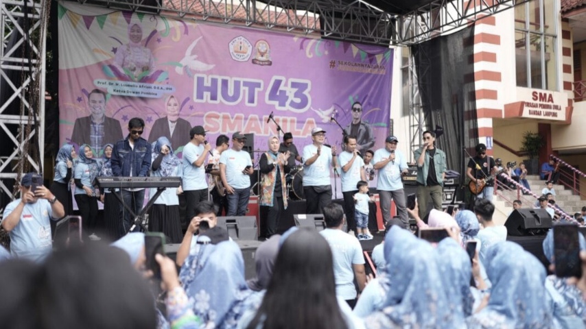 43 Tahun Mengukir Prestasi, SMA YP Unila Berjalan Sehat Menuju Juara