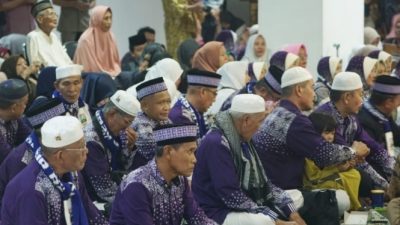 Agus Istiqlal Sambut Kepulangan 66 Jemaah Haji Asal Pesisir Barat