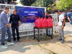 JMSI Lampung Berbagi Kebaikan, Bagikan Ratusan Nasi Kotak