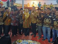 Spekulasi Duet Pilkada Menguat, Ririn-Wiriawan Kompak Hadiri Acara Adat