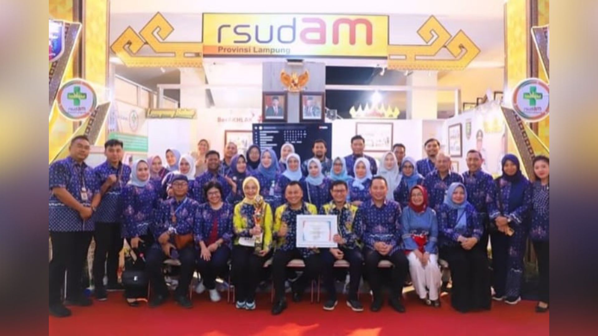 RSUDAM Raih Penghargaan Stand Informatif Terbaik di PRL 2024
