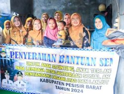 TP PKK Pesibar Salurkan Bantuan Pangan untuk Cegah Stunting