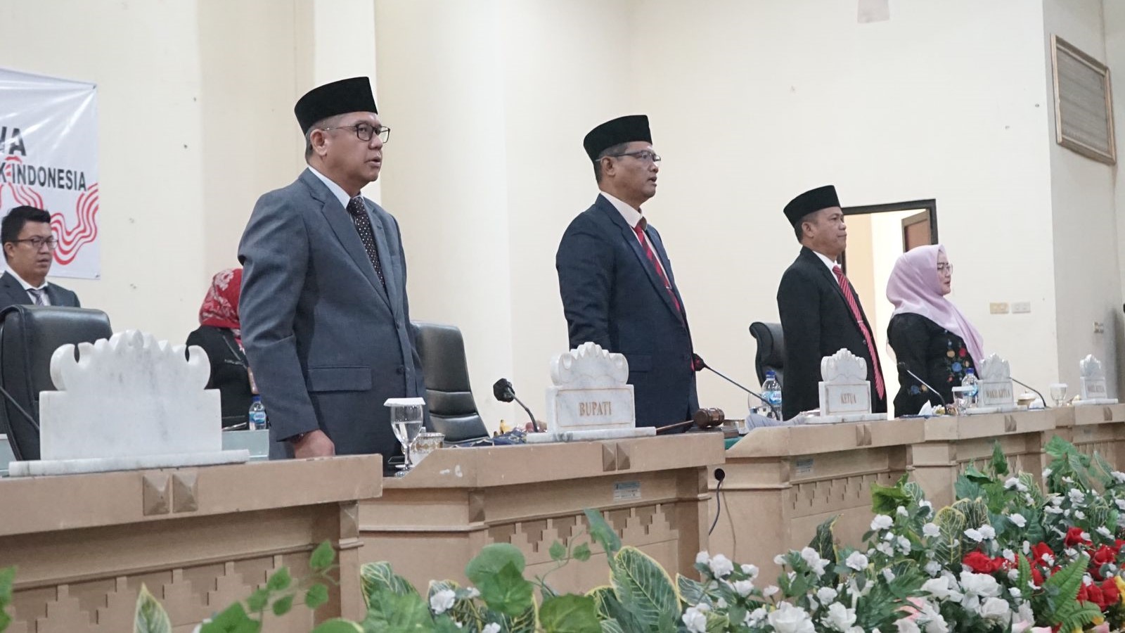 Pj Bupati Tulang Bawang Hadiri Sidang Paripurna Istimewa