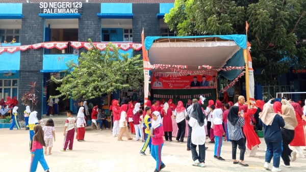SDN 129 Palembang Meriahkan HUT RI ke-79 dengan Berbagai Lomba dan UMKM