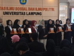 FISIP Unila Lepas 95 Sarjana Baru, Ilmu Komunikasi Dominasi Prestasi