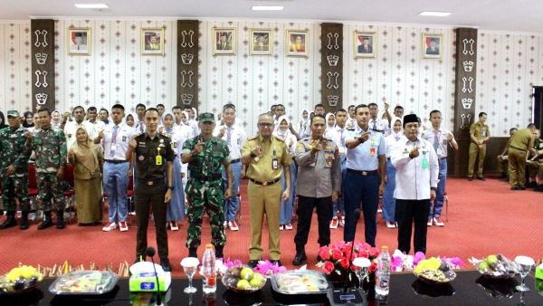 Pj Bupati Tulang Bawang Lepas 33 Calon Paskibraka