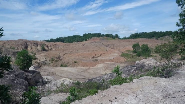 Warga Patalan Probolinggo Desak Reklamasi Tambang, Lahan Pertanian Terancam