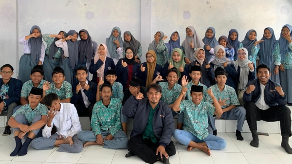 Mahasiswa IAD Sosialisasikan Pencegahan Kenakalan Remaja di MA Miftahul Ulum