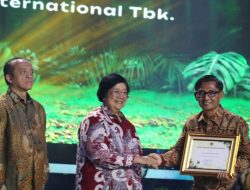PLN Nusantara Power Raih 2 Penghargaan dari Menteri LHK