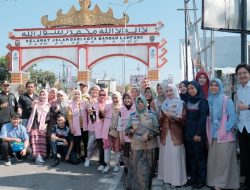 Srikandi PLN NP UP Bandarlampung Rayakan Hari Kebaya Nasional dengan Berbagi