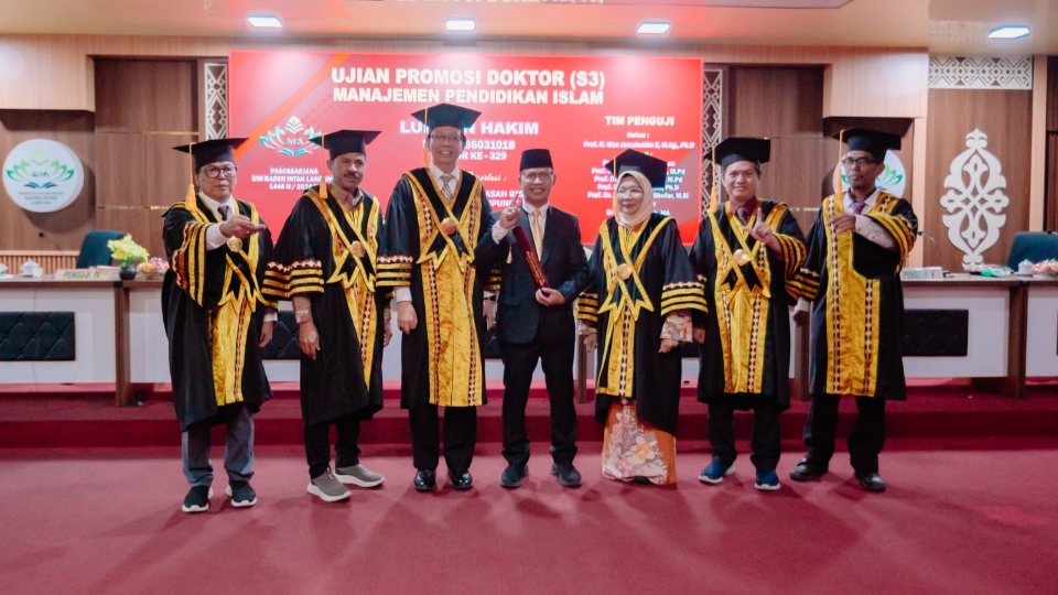 Kepala MAN 1 Bandarlampung Raih Gelar Doktor, Dorong Madrasah Jadi Pusat Riset