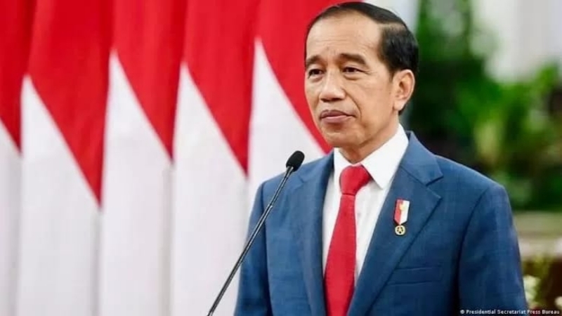 Jokowi Diisukan Pimpin Golkar Usai Airlangga Lengser