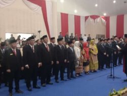 Siap Membangun Pesisir Barat, 25 Anggota DPRD Resmi Dilantik