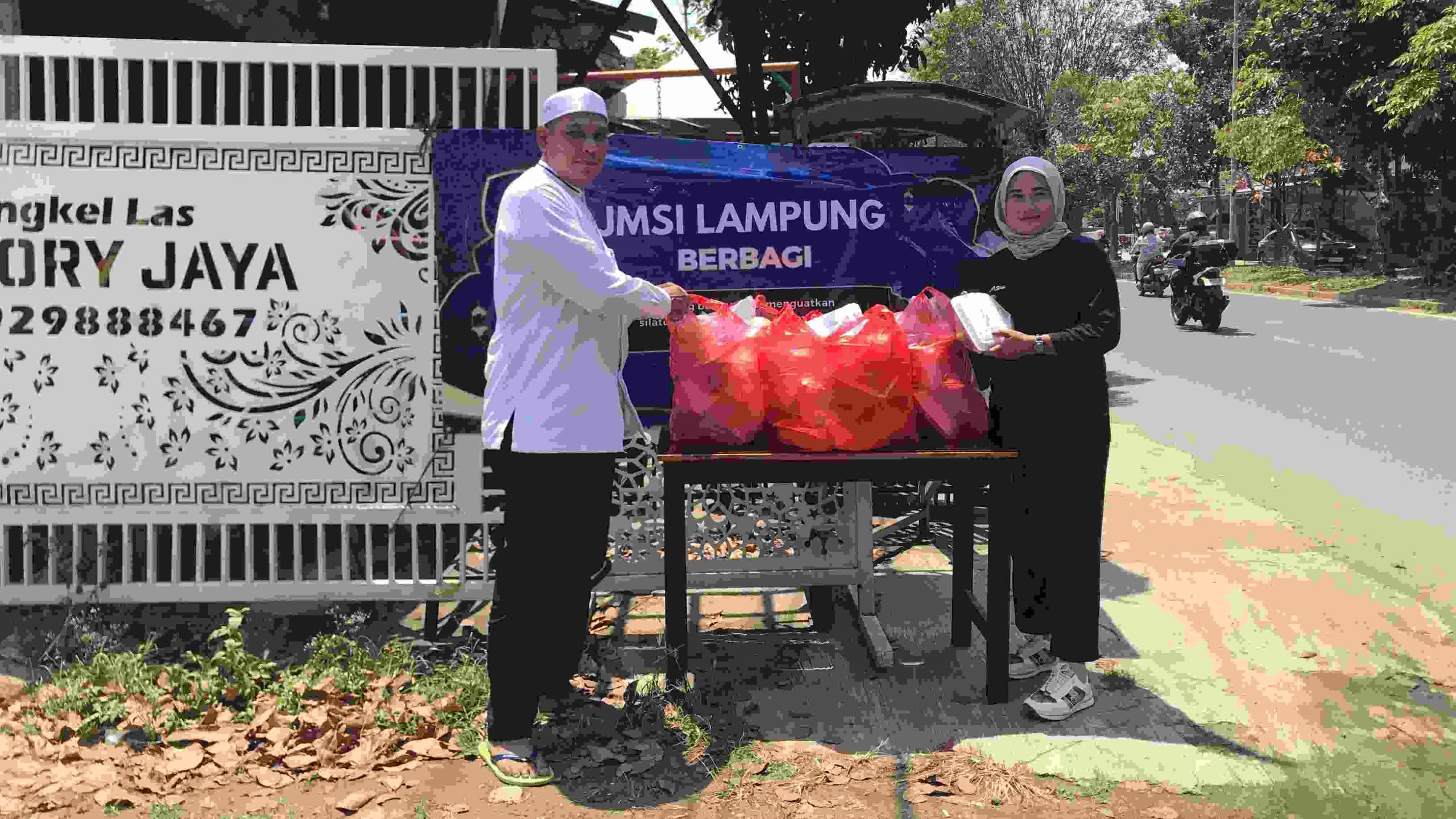 JMSI Lampung Konsisten Berbagi, Ratusan Nasi Kotak Dibagikan Setiap Pekan