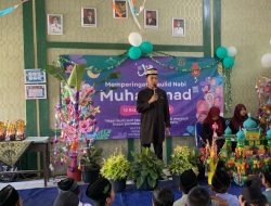 Mahasiswa PPL UIN Raden Intan-MIN 3 Bandarlampung Sukseskan Peringatan Maulid Nabi