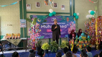 Mahasiswa PPL UIN Raden Intan-MIN 3 Bandarlampung Sukseskan Peringatan Maulid Nabi
