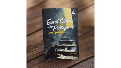 Udo Z Karzi Luncurkan Novel Berlatar Gerakan Mahasiswa 1990-an, ‘Surat Cinta untuk Pithagiras yang Lupa Ditulis’