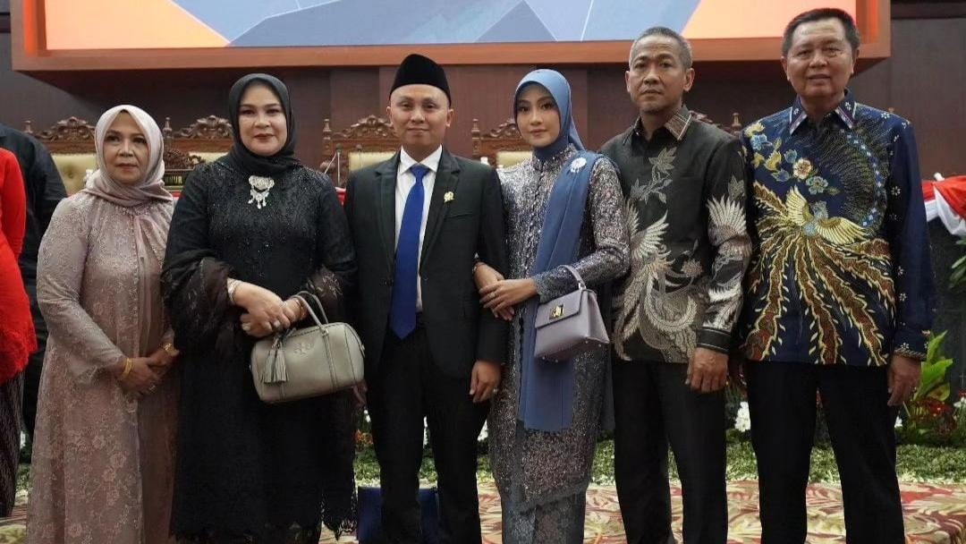 Naufal Alghifary Dilantik Jadi Anggota DPRD Jatim, Kalahkan Politikus Senior Probolinggo