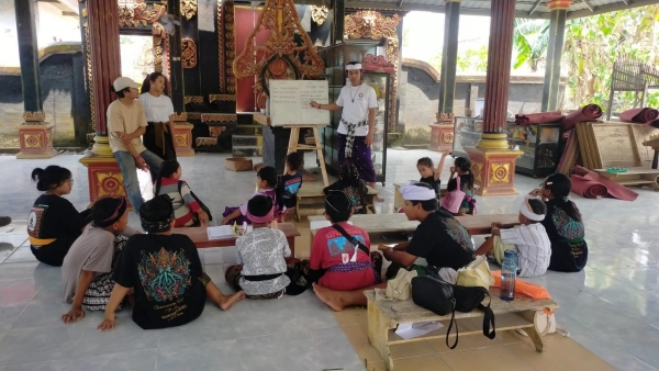 Milenial Lampung Berbagi Ilmu, Nyalakan Asa Anak Desa