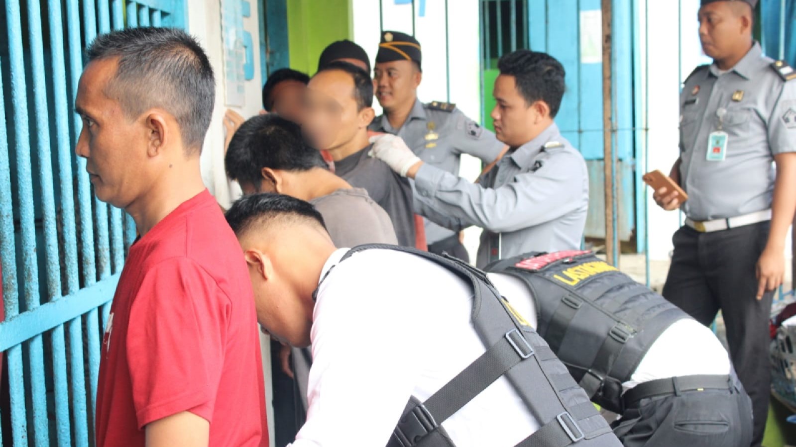 Lapas Kotaagung Gelar Razia Mendadak, Sita Sejumlah Barang Terlarang