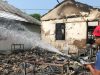 Kebakaran Landa Perumahan Polri Natar, Diduga Akibat Bocornya Tabung Gas