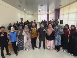 Mahasiswa FKIP Unila Dilatih Jadi Pendengar yang Baik