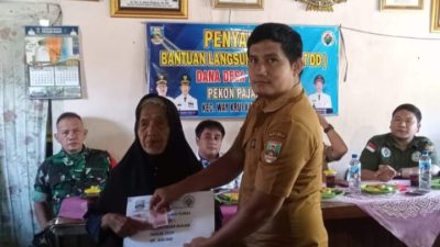 Peratin Pekon Pajar Bulan Salurkan BLT-DD Tahap 1 TA 2024