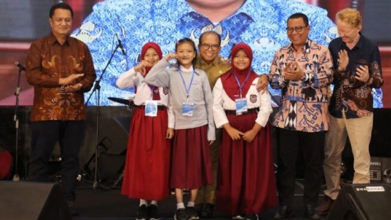 Pj Gubernur Samsudin Buka Acara “Lampung Inspiring Teacher Fest 2024” dalam Rangka HUT Lampung Post ke-50