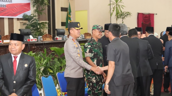 Kapolres Banyuasin Amankan Pelantikan Wakil Ketua DPRD