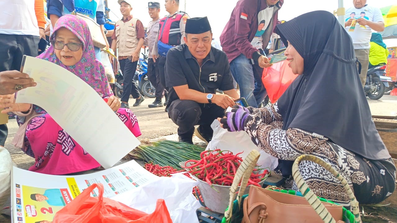 Grebek Pasar Unit Dua, Hankam Hasan Gali Suara Rakyat Tulang Bawang