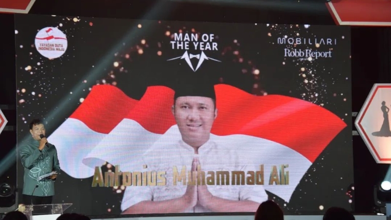 Cawabup Pesawaran Anton Raih Man of The Year 2024