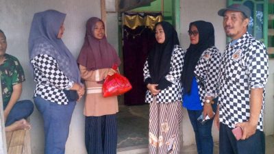 Hari Santri, Bela Budaya Nusantara Pesawaran Bagikan Sembako