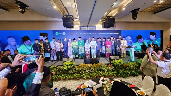 Sumsel Harumkan Nama Bangsa, HM Ifan Fahriansyh Raih Anugerah Hang Tuah DMDI 2024
