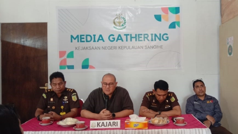 Kejari Tahuna Jalin Sinergi dengan Media, Tingkatkan Transparansi dan Akuntabilitas