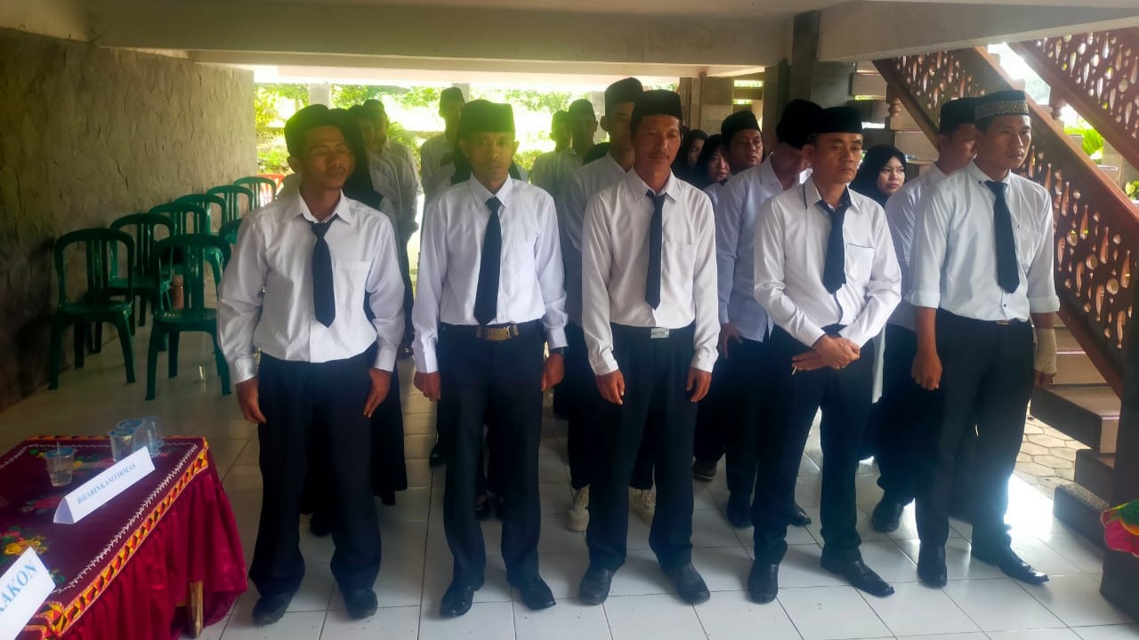 35 Anggota KPPS Pekon Kotaagung Dilantik