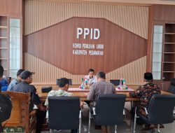 Puluhan LSM dan Ormas Desak KPU Pesawaran Jelaskan Keabsahan Dokumen Calon Bupati