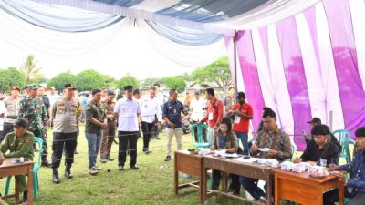 Pj Bupati Tulangbawang Barat Pantau Langsung Pemungutan Suara, Apresiasi Antusiasme Warga