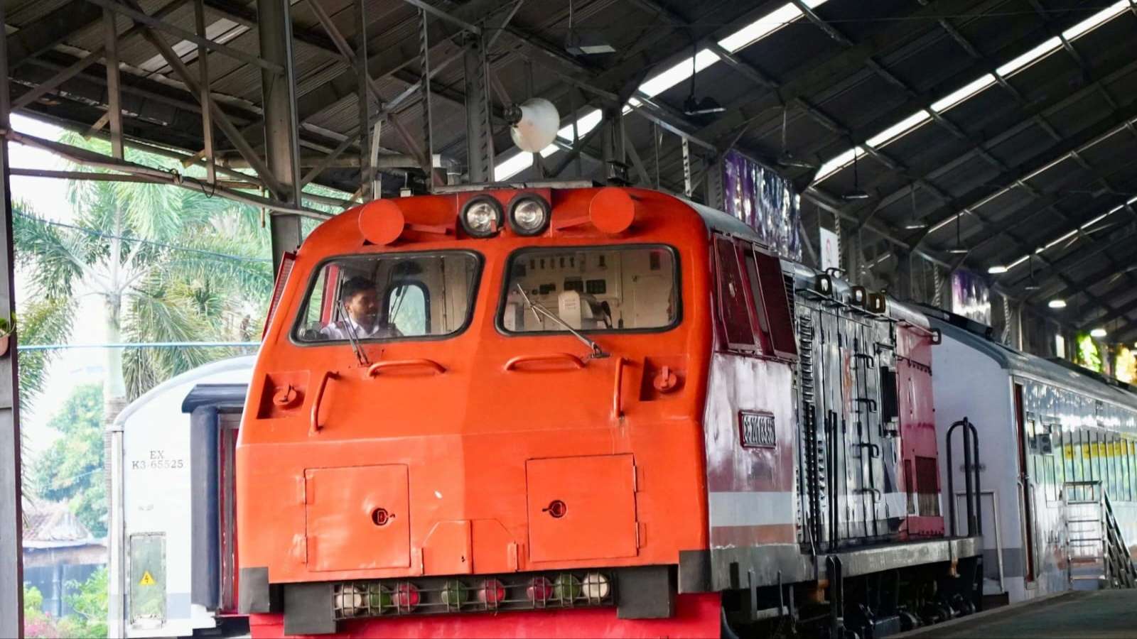 Tiket KA Kualastabas untuk Nataru Mulai Dijual