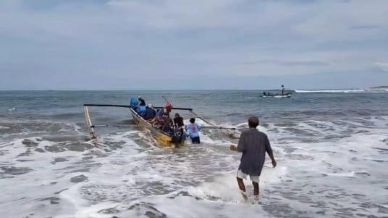 Polres Pesisir Barat Berkomitmen Basmi Ilegal Fishing, Tangkap Pelaku Penyelundupan BBL