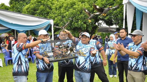 Pj Gubernur Lampung Buka Lomba Burung Berkicau, Gabungkan Hobi dan Pembangunan Infrastruktur