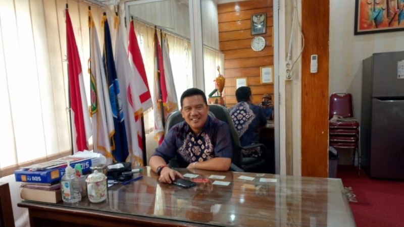 Utui Tatang Suntani Sampaikan Ucapan Selamat Tahun Baru dan Harapan untuk Pendidikan