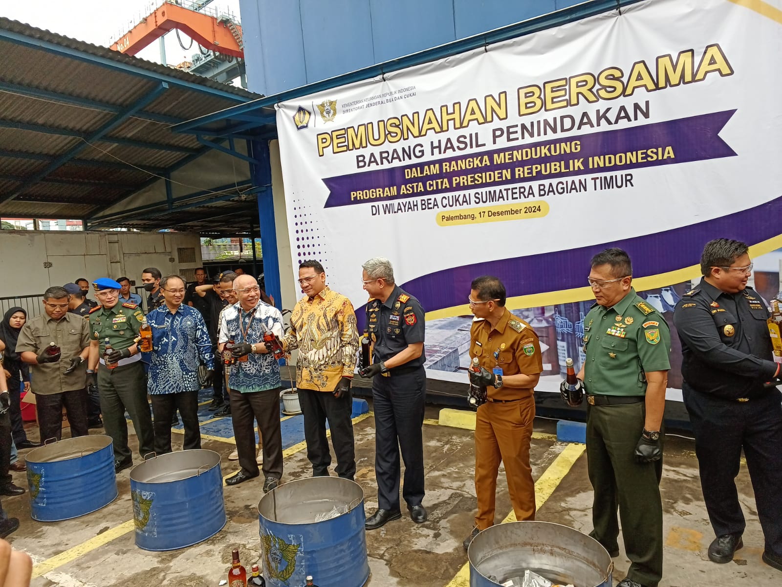 Bea Cukai Sumbagtim Musnahkan Barang Hasil Penindakan Senilai Rp24 Miliar