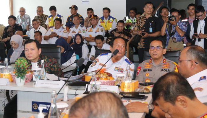 Kapolda Sumsel dan Wamenhub Evaluasi Keamanan Natal dan Tahun Baru, Siapkan Angkutan Lebaran