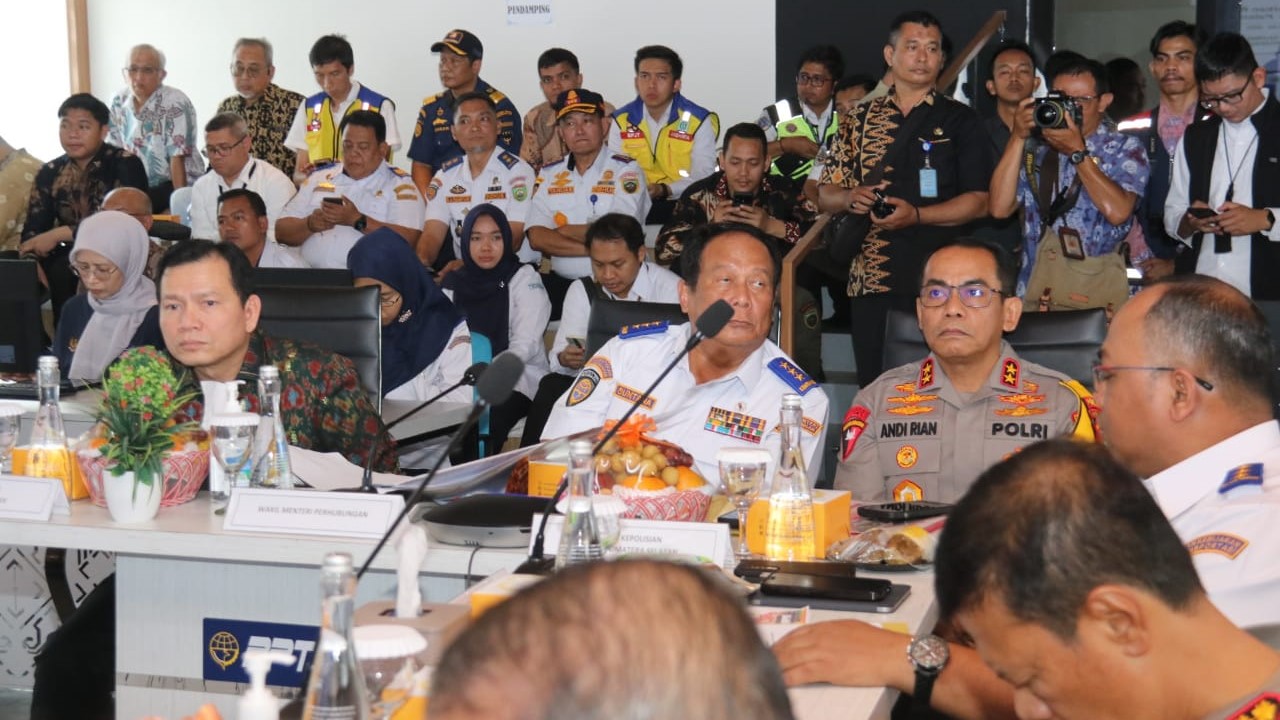 Kapolda Sumsel dan Wamenhub Evaluasi Keamanan Natal dan Tahun Baru, Siapkan Angkutan Lebaran