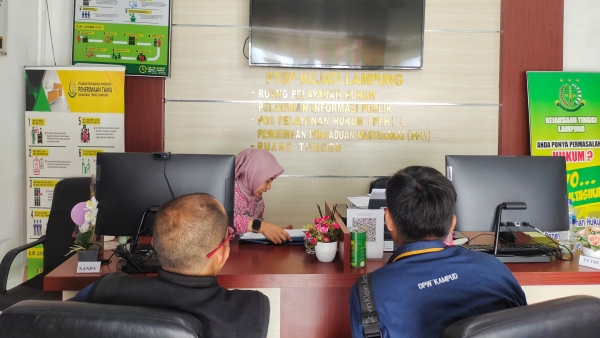 KAMPUD Laporkan Dugaan Korupsi Dana Reses dan Sosperda DPRD Tanggamus ke Kejaksaan