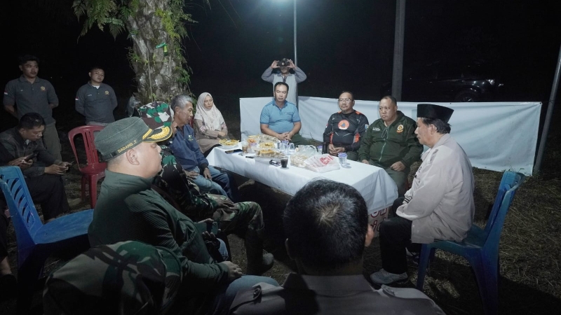 Wabup Zulqoini Syarif Tinjau Posko Penanganan Konflik Harimau di Way Suluh