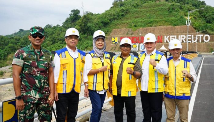 Wamen PU Tinjau Langsung Kesiapan Bendungan Krueng Keureuto