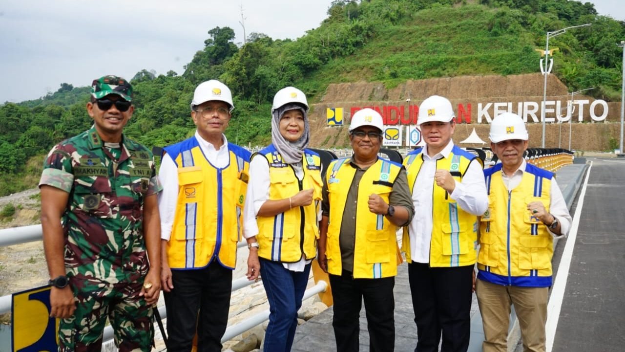 Wamen PU Tinjau Langsung Kesiapan Bendungan Krueng Keureuto