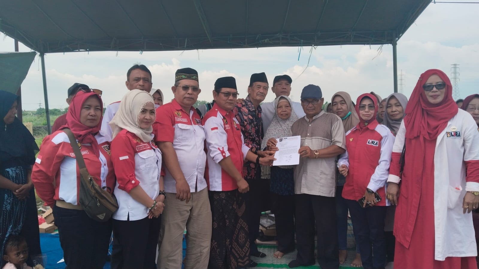 LSM LIRA Bantu Warga Siring Urus Status Tanah