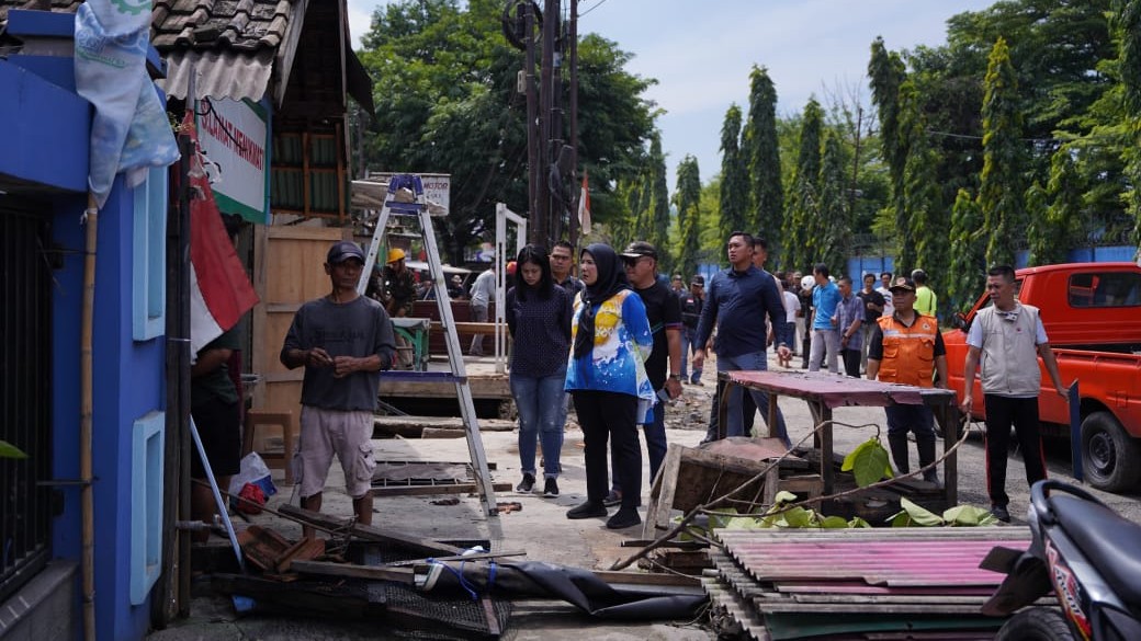 Wali Kota Bandar Lampung Bongkar Saluran Drainase di Panjang